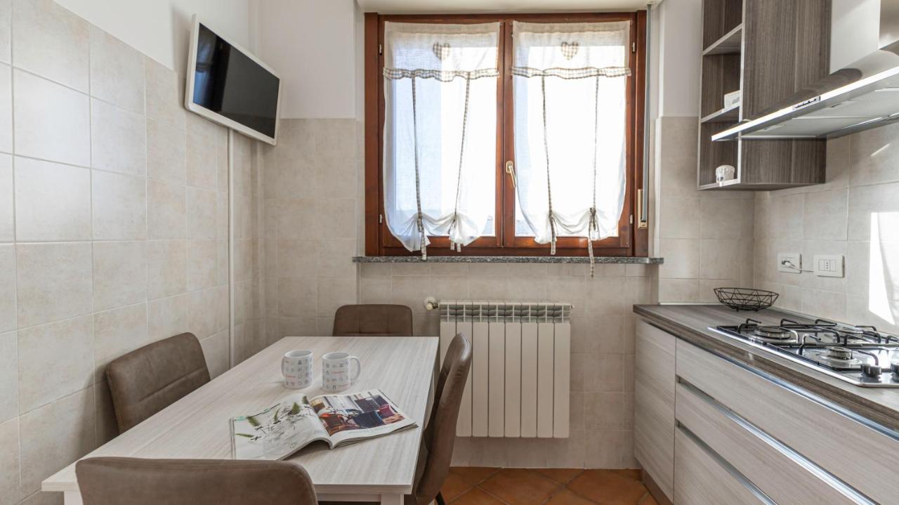 Italianway - Piazza Alboreto 72, Rozzano Exteriör bild