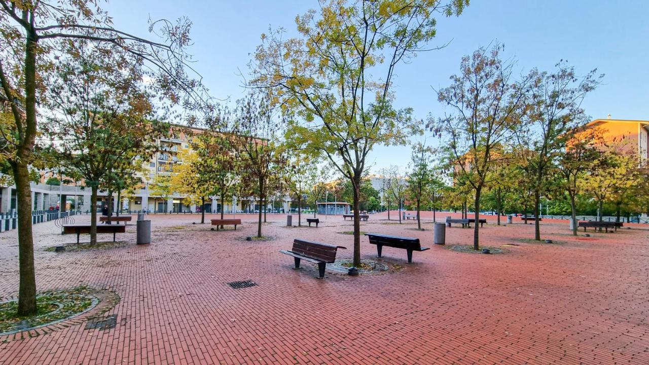 Italianway - Piazza Alboreto 72, Rozzano Exteriör bild